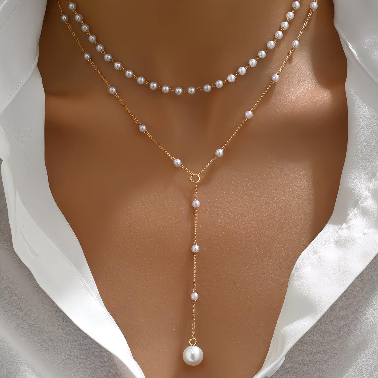 The Graduated Perla Strand Collar