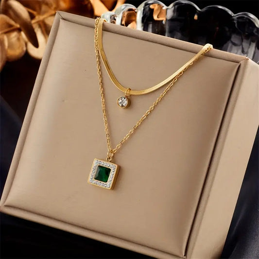 Oro Esmeralda Layered Collar