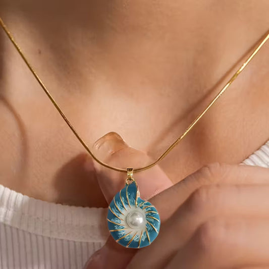 Seashell Perla Oro Collar