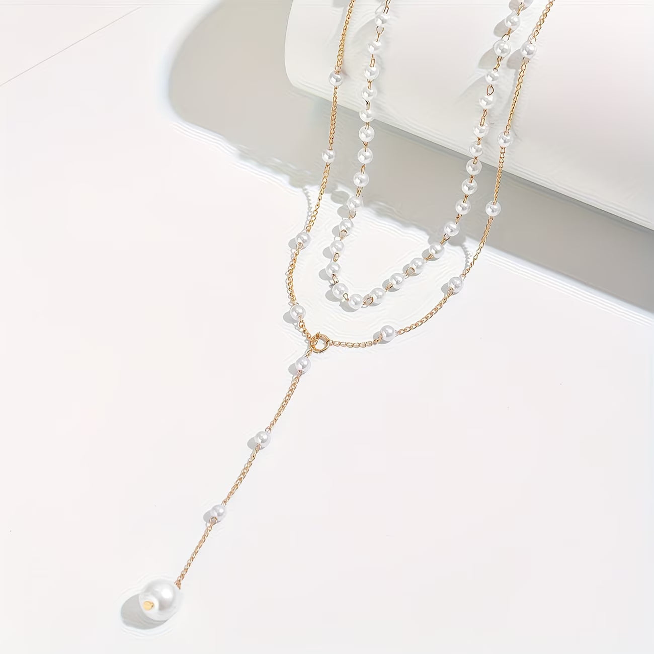 The Graduated Perla Strand Collar