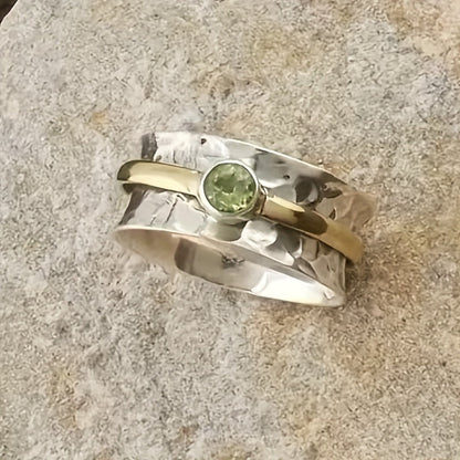 Plata and Oro Rustic Band Anillo