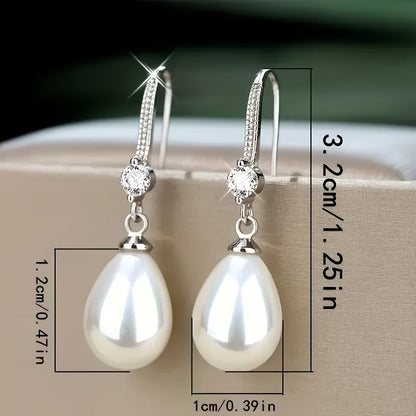 Classic Luxe Aretes de Perlas