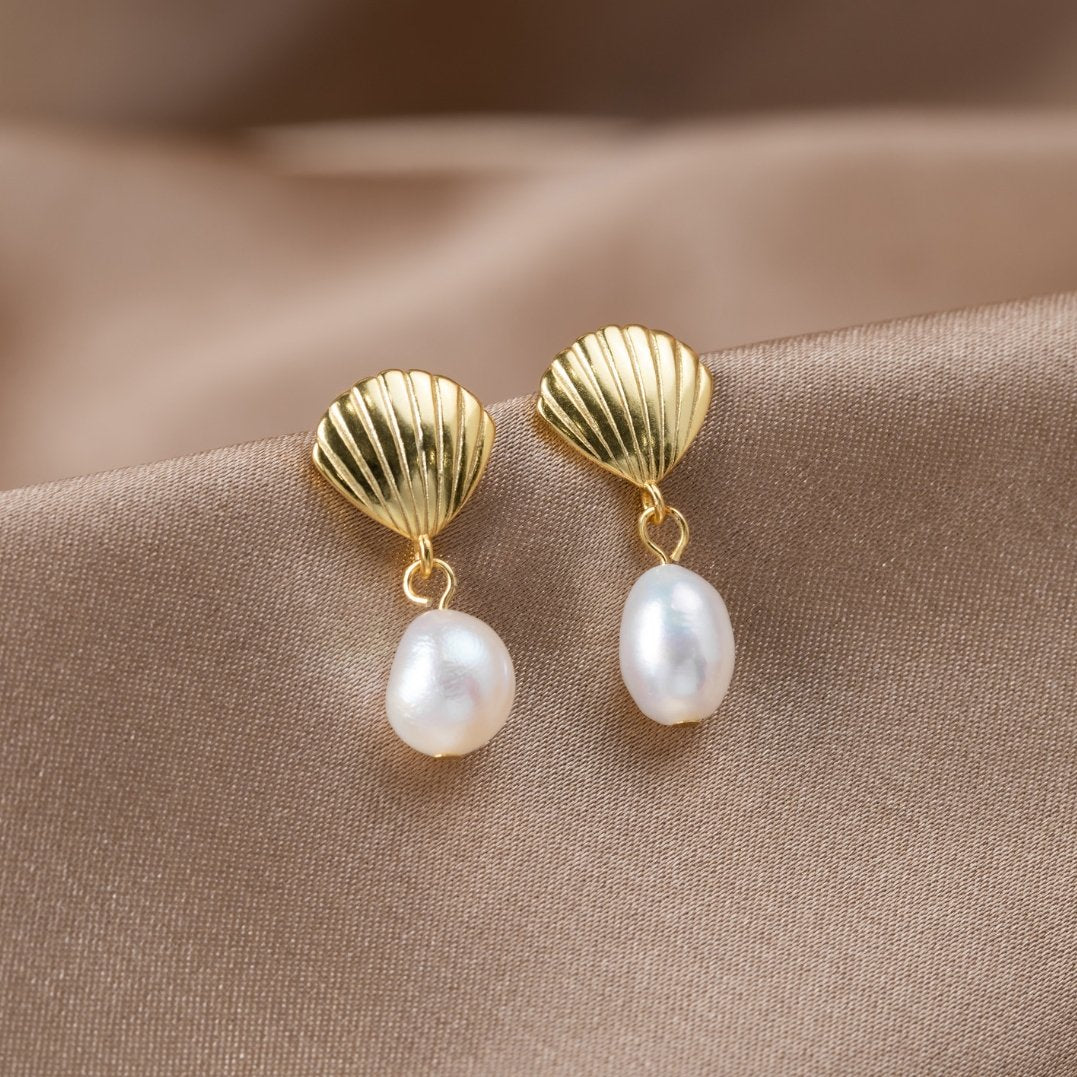 Oro Shell Aretes de Perlas