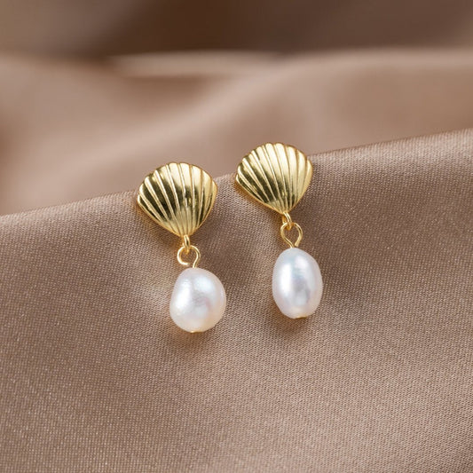 Oro Shell Aretes de Perlas