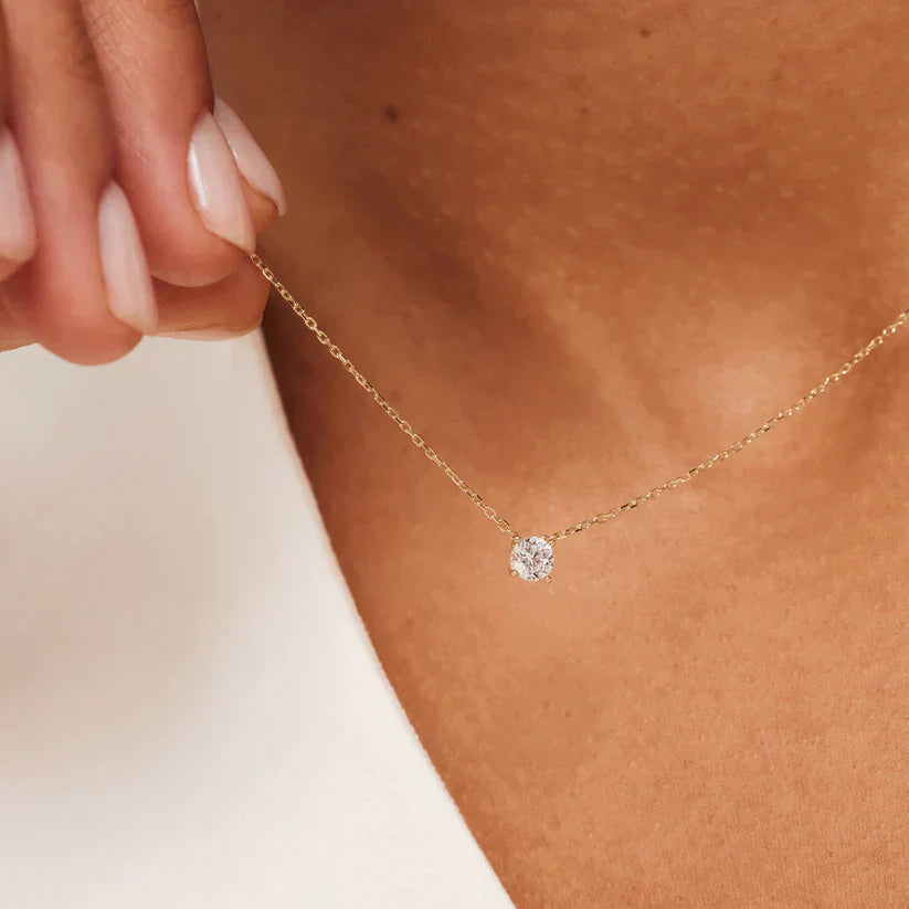 Cléa Moissanite Piedra Collar | Oro