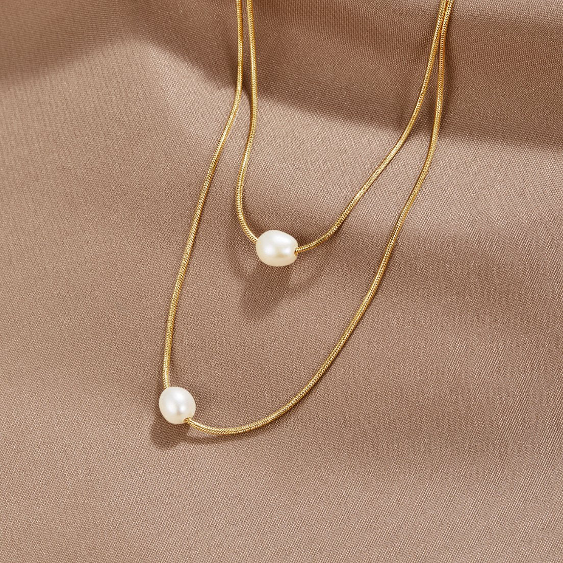 Sophisticated Layered Collar de Perlas