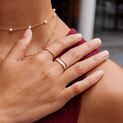 Oro Sculptural Wrap Anillo