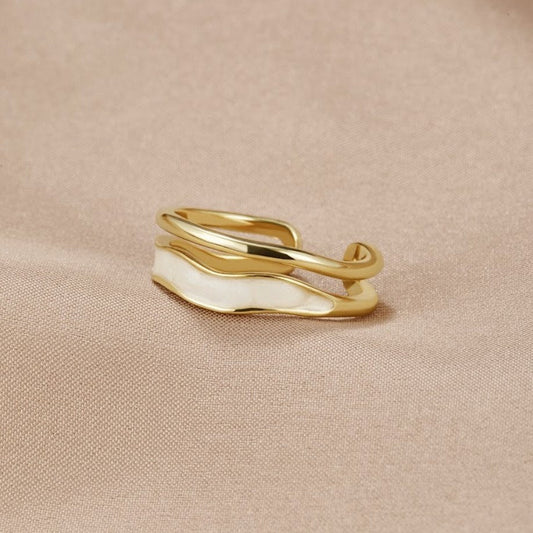 Oro Sculptural Wrap Anillo