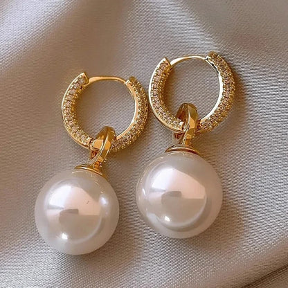 Stunning Aretes de Perlas