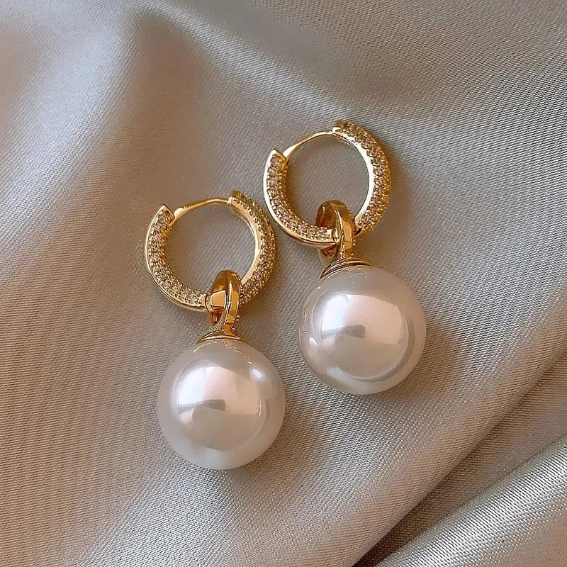 Stunning Aretes de Perlas