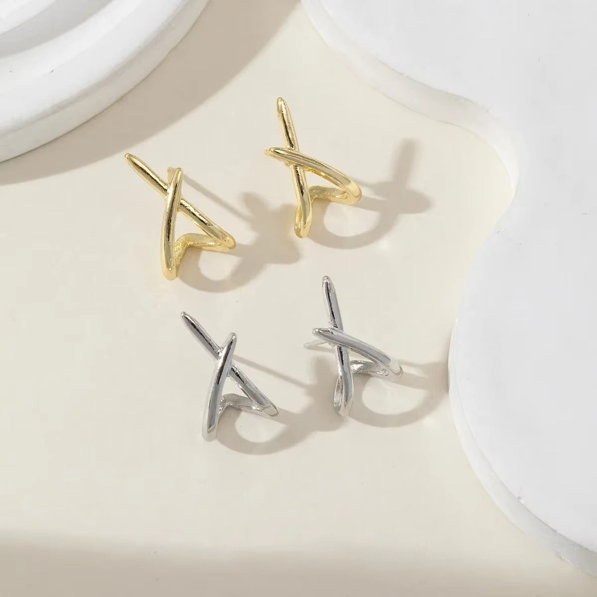 Belalore Amira Aretes