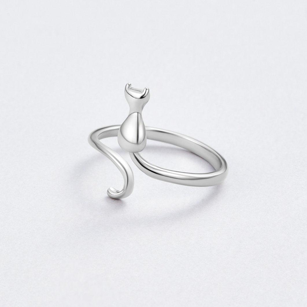 Plata Cat Motif Anillo