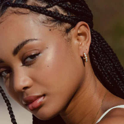 Mother-of-Perla Dije Aretes