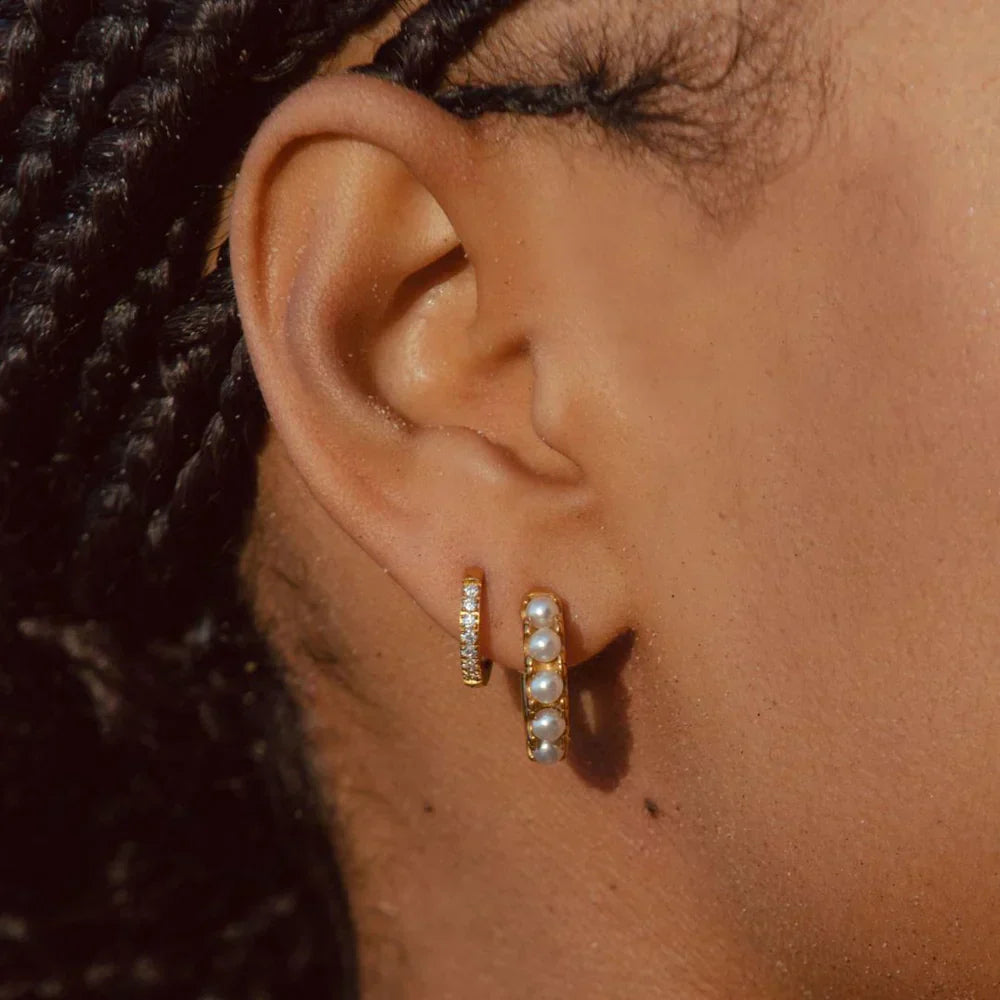 Mother-of-Perla Dije Aretes