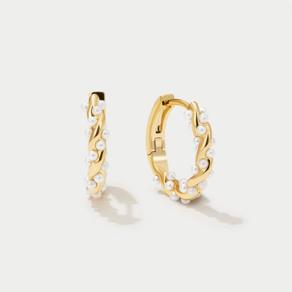 Twirled Perla Aretes de Aro